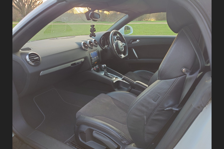 Audi TT 